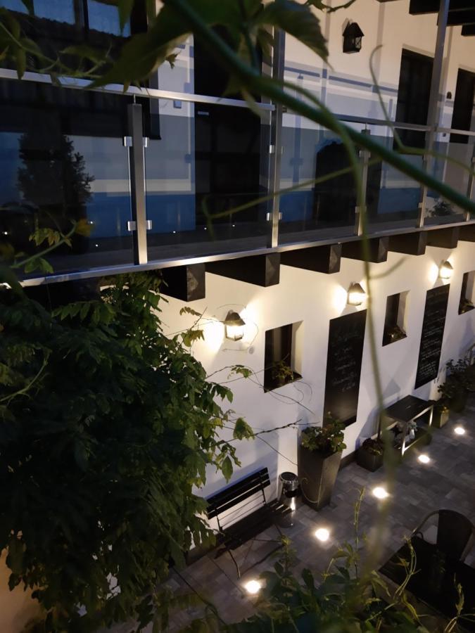 Hotel Weisses Ross Elsterwerda Exterior photo